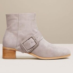 🌟NEW Suede Ankle Boots by JR | Size 8.5